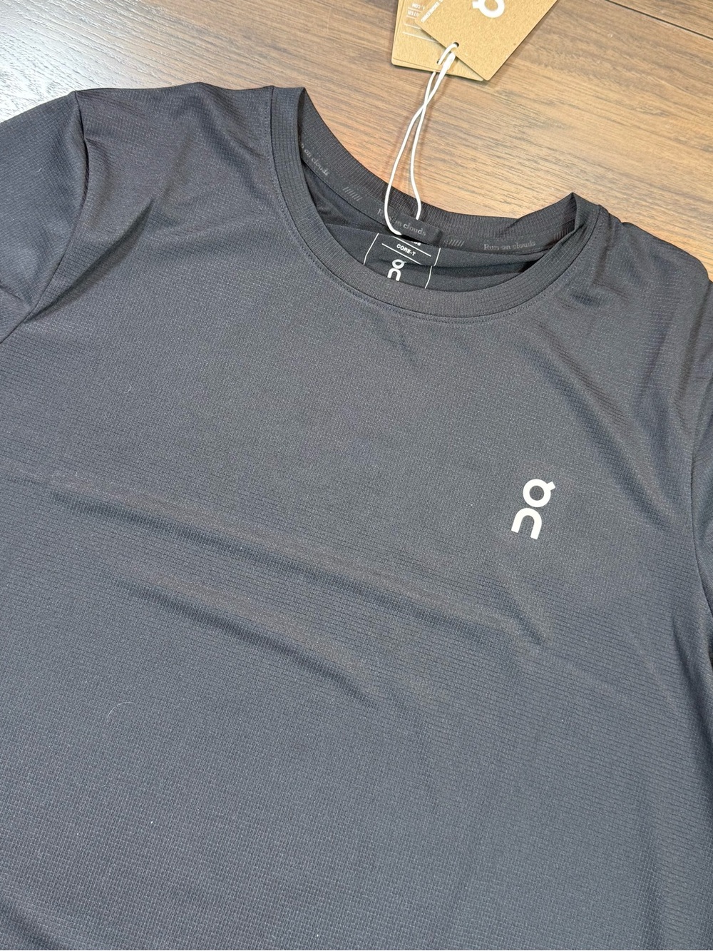 On Running Black Women’s Short-Sleeve Core T New